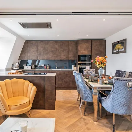 Appartement Panoramic Perfection Marble Arch 2Br Penthouse 74 à Londres Extérieur photo